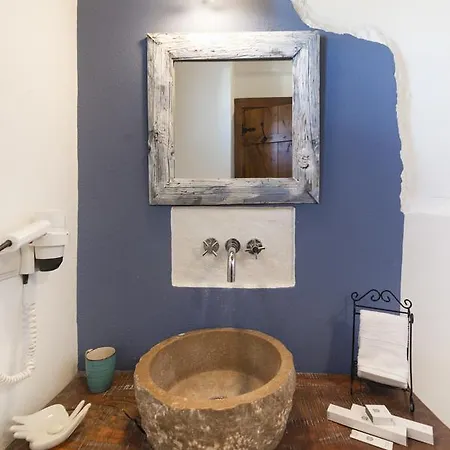 Moy 3* אלאקאטי