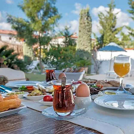 Gasthof Moy Alaçatı